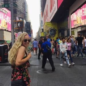 Meet your Posher, Janine